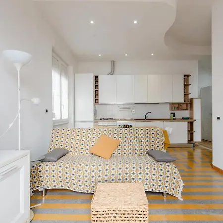 Seafront Penthouse شقة
